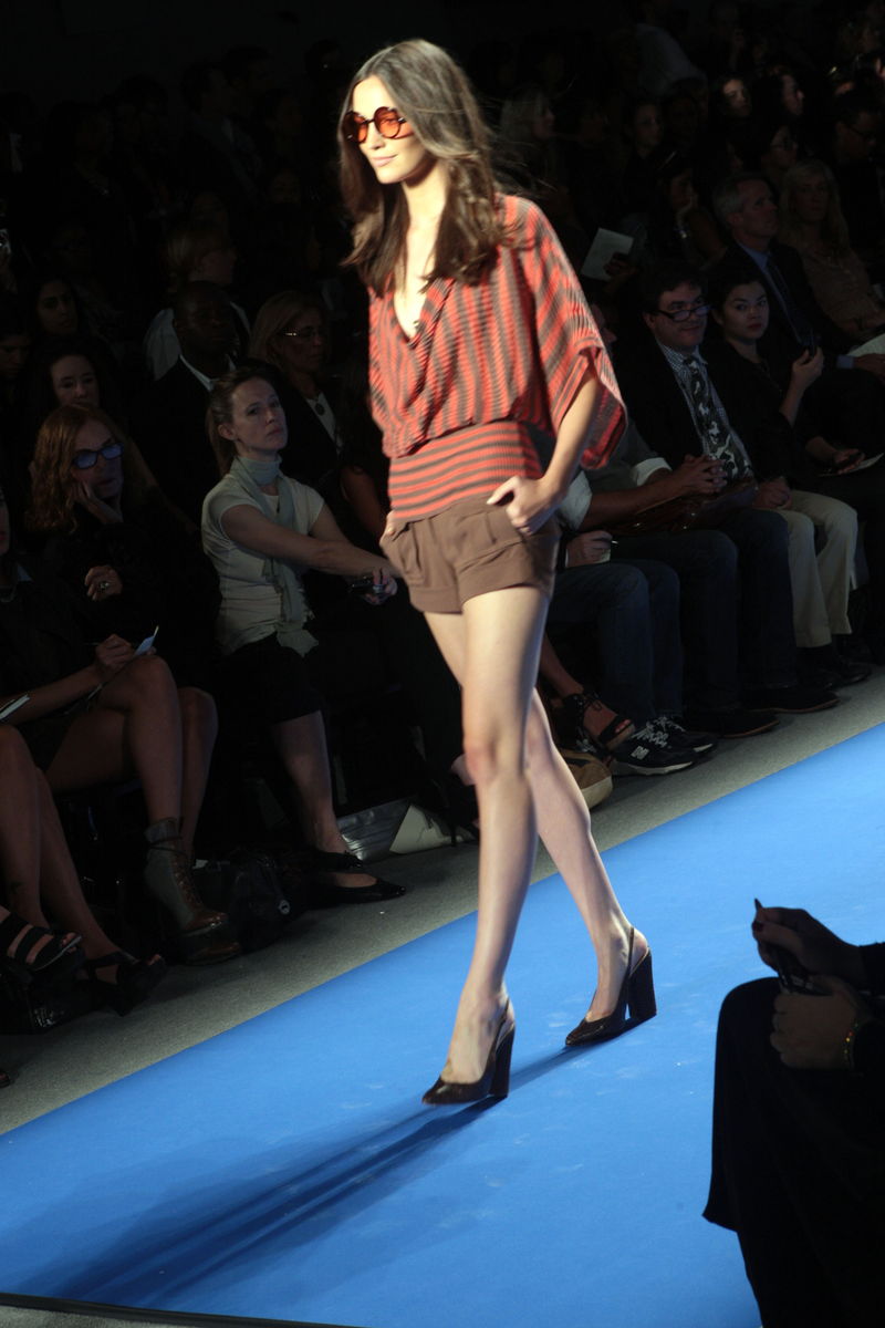 Illustration for article titled GALLERY: Behind the Scenes at Tracy Reese's Show During New York Fashion Week